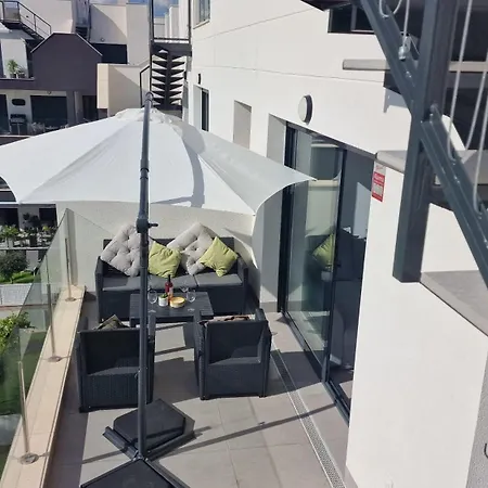 Modern Penthouse Vm28 *